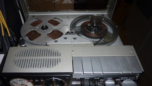 Photo of a tape recorder, Uher 4000 Report AV.